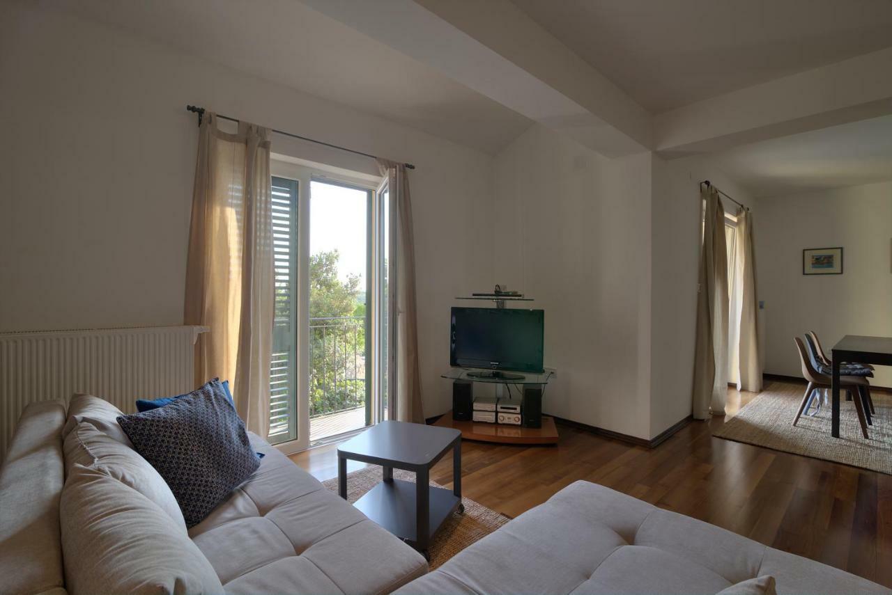 Apartment Kuk Senj  Esterno foto